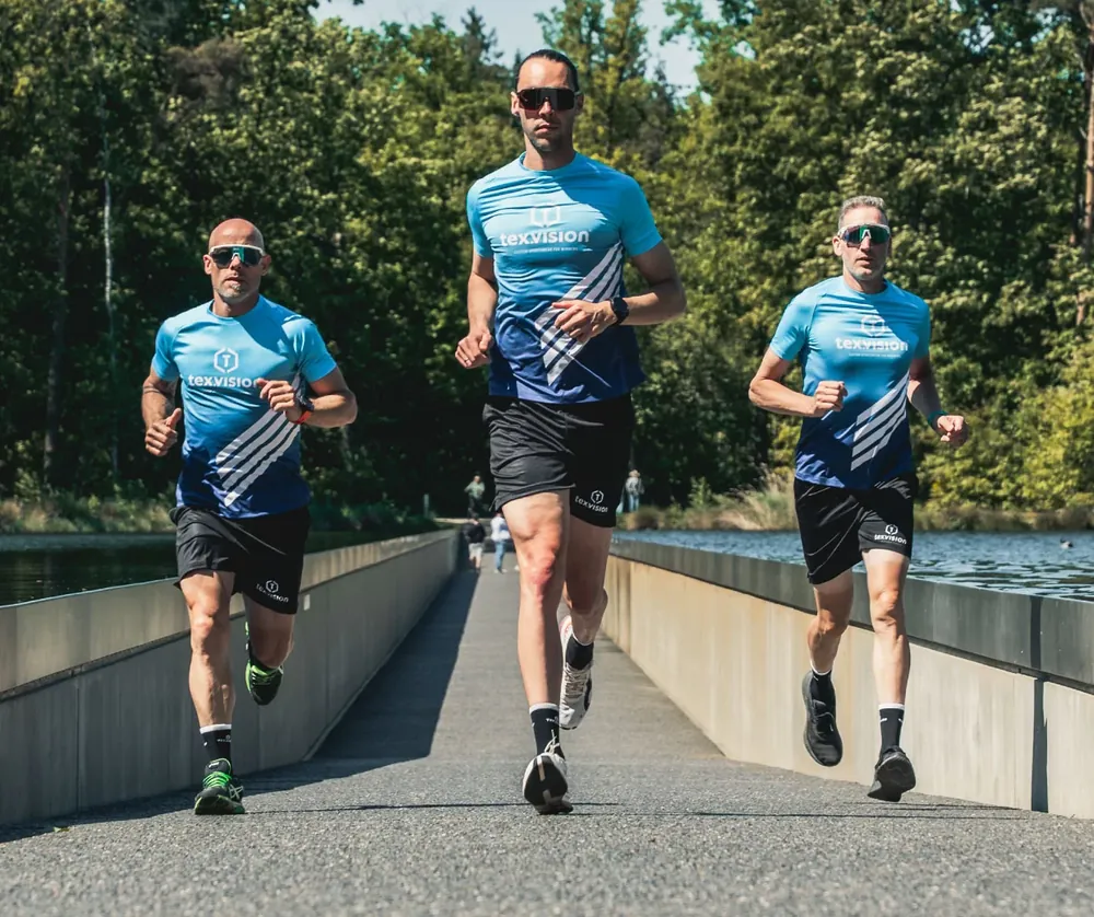 Lopers in Tex.Vision-wedstrijdkleding